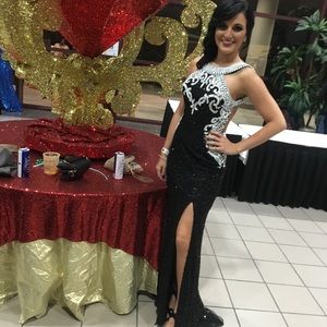 Ball gown. Black with white detail.